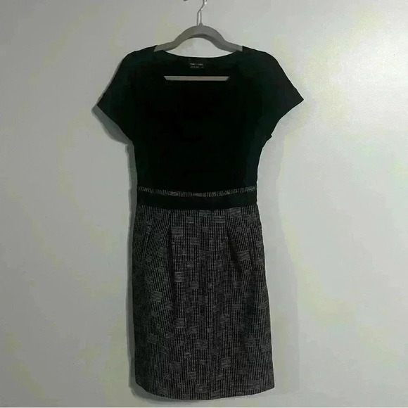 Max & Cleo Black Geometric Print Dress | Draped Neckline | Office | Size 6 - Picture 3 of 6